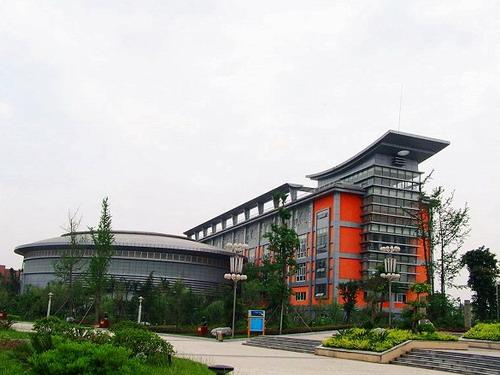 地址在哪里，成都華夏衛(wèi)校
