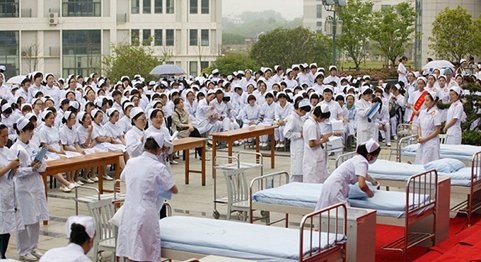 計算機(jī)專業(yè)學(xué)校-成都指南針職業(yè)技術(shù)學(xué)校