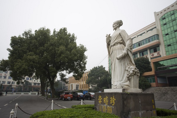 四川省工業(yè)貿(mào)易院校2022年報考條件、招生要求、招收目標
