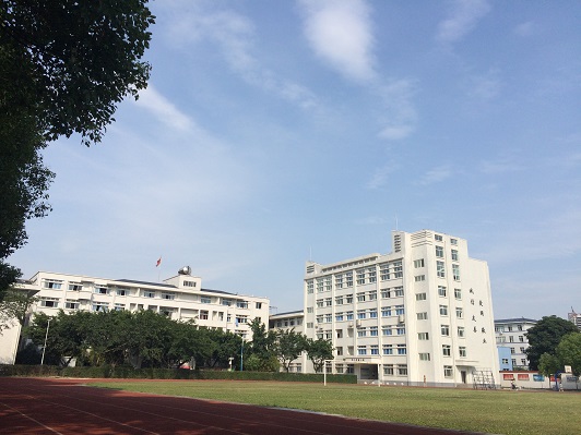 2021年成都男生適合學(xué)中專