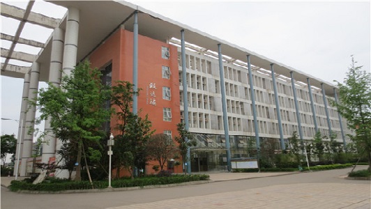 四川省渠縣巖峰職業(yè)學校網(wǎng)站網(wǎng)址圖3