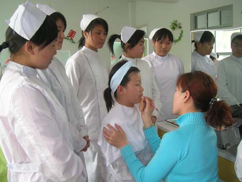 重慶公立職高有哪些學(xué)校(重慶職業(yè)學(xué)校排名前十有哪些學(xué)校)