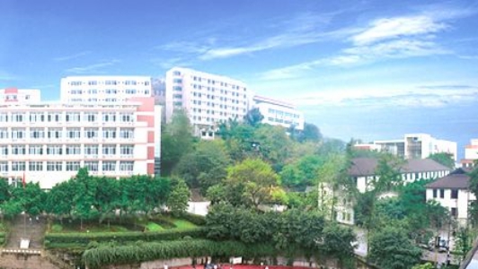 四川省宜賓市商業(yè)職業(yè)職業(yè)中專學校2022年培訓費、收費標準是多少