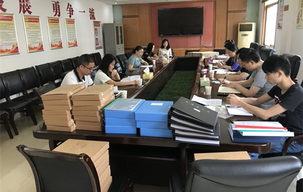 2021年成都讀衛(wèi)校要多少錢(qián)？