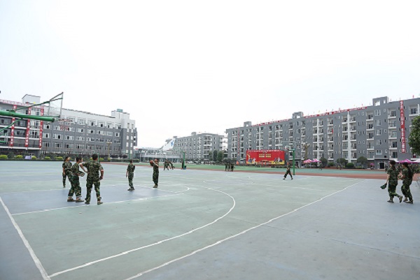 四川省蓬溪縣中等職業(yè)技術(shù)學(xué)校怎么樣？