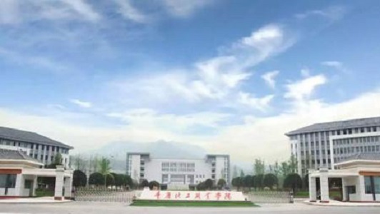 四川2021年護理學(xué)校學(xué)什么專業(yè)好圖2