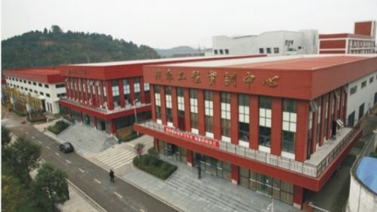 四川溫江中學地址在哪里？