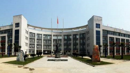 春季招生的中專學校(中專體育學校招生網(wǎng))