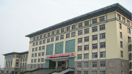中專畢業(yè)可以考航空學(xué)院嗎(初中畢業(yè)去哪個航空學(xué)校好)