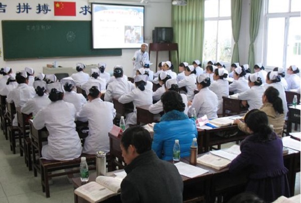 魯班軟件官網（魯班軟件官網電話）