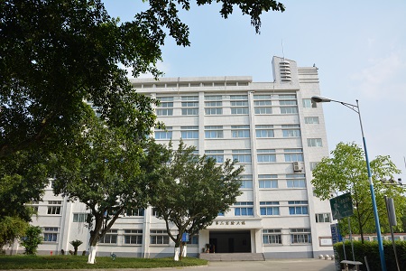 四川涼山衛(wèi)生學(xué)校怎么樣，好不好？