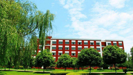 2022年四川省張瀾職業(yè)技術(shù)學(xué)校報(bào)名條件、招生要求、招生對(duì)象