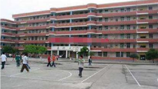 深圳女孩讀幼師學(xué)院