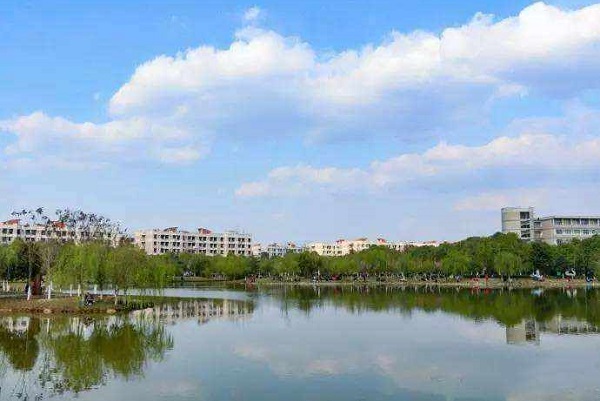 四川宜賓南溪職業(yè)學(xué)校2022年報(bào)考條件、招生要求、招收目標(biāo)圖1