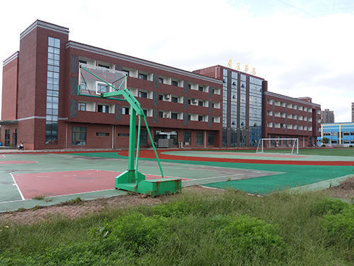 湖南華中技工學(xué)校學(xué)費貴嗎（湖南華中交通技工學(xué)校學(xué)費）