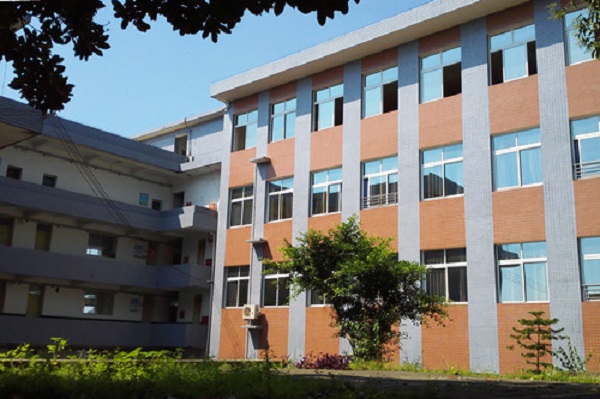 2021年四川中專護理學校專業(yè)學什么？