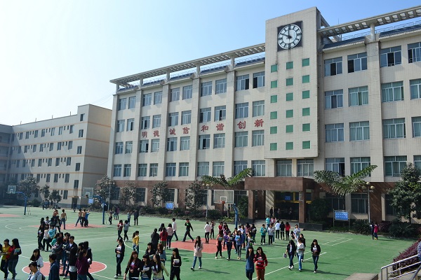 云南最好的中專學(xué)校排名榜(云南省最好的專科學(xué)校)