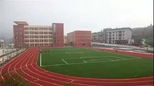成都鐵路衛(wèi)生學(xué)校怎么樣？
