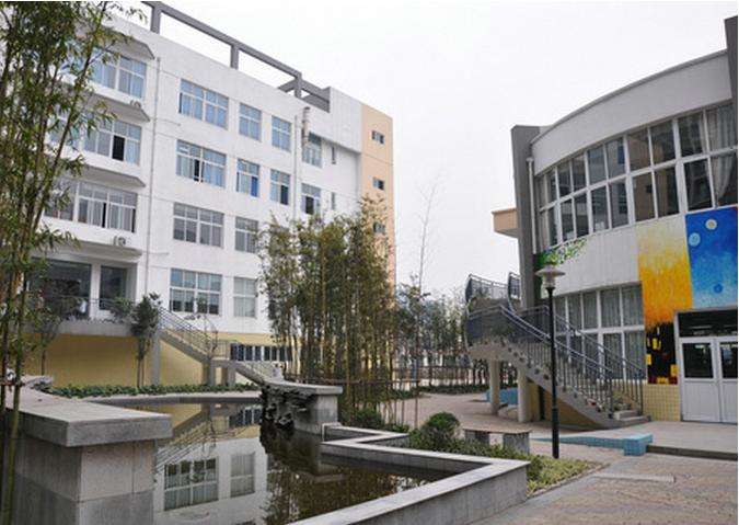四川讀中專能考大學(xué)嗎？圖2
