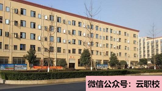 西安去讀衛(wèi)校學什么對以后好一點