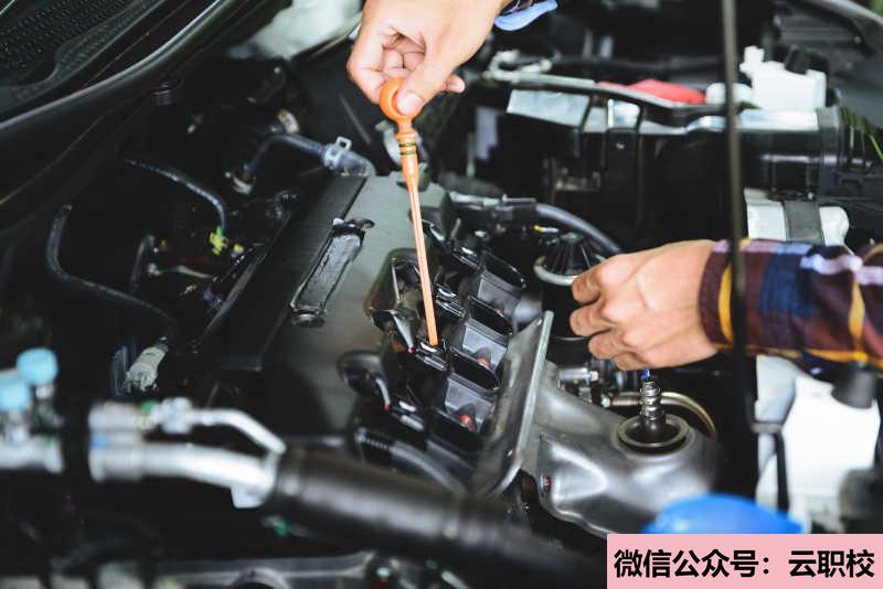 自己報考學校的招生辦聯(lián)系電話(瀘縣四中2021年招生辦聯(lián)系電話)