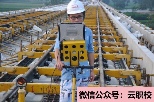 大中小型企業(yè)會計師事務所(大數(shù)據(jù)與財務管理)