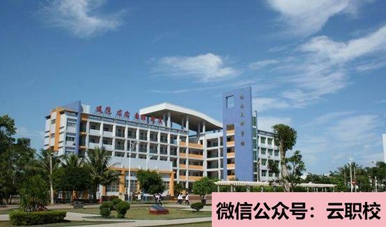 計算機(jī)行業(yè)就業(yè)前景分析(杭州2021年女生讀計算機(jī)學(xué)校學(xué)什么好)