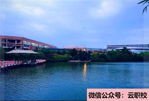 2021年新能源汽車(chē)質(zhì)量檢測(cè)、故障檢修、維護(hù)保養(yǎng)等技術(shù)(新能源汽車(chē)檢測(cè)與維修)