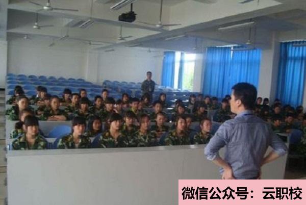 2021年衛(wèi)校什么專(zhuān)業(yè)適合女生護(hù)理專(zhuān)業(yè)圖2