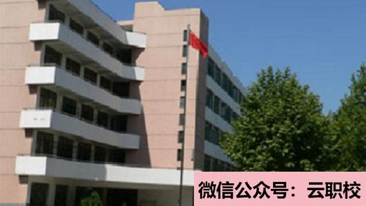 中專學(xué)衛(wèi)?？隙ㄊ怯星巴镜?重慶沙坪壩區(qū)2021年中專學(xué)衛(wèi)校有前途嗎)