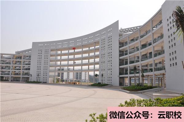 民航服務(wù)禮儀、客艙應(yīng)急、乘務(wù)空防安全等基本知識(shí)(空中乘務(wù))