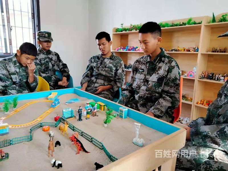 全封閉軍事化學(xué)校小學(xué)(封閉式學(xué)校一學(xué)期多少錢(qián))
