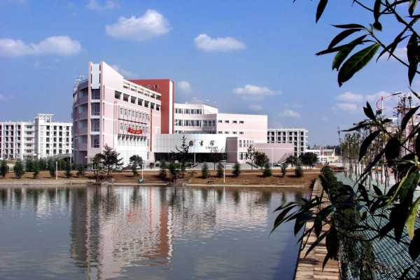 成都鐵道職業(yè)技術(shù)學校(成都鐵道職業(yè)技術(shù)學校官網(wǎng))