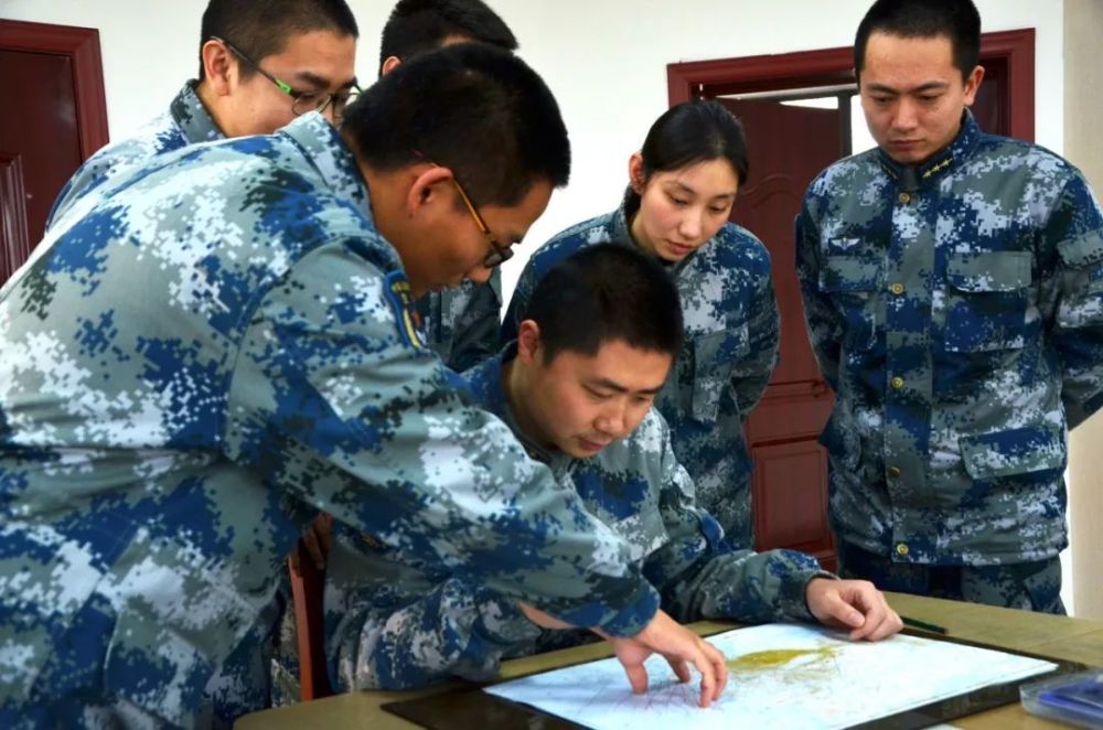關于空軍航空維修技術學校的信息