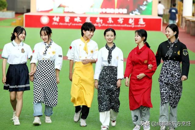 成都新東方烹飪學(xué)校怎么樣(成都新東方烹飪學(xué)校學(xué)費多少一年)