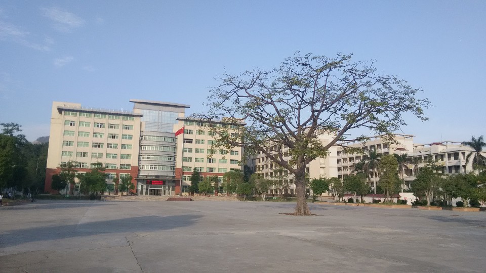 潮州市職業(yè)技術(shù)學(xué)校(潮州衛(wèi)生學(xué)校學(xué)費)