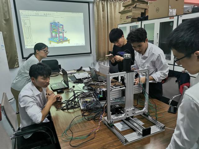 培訓電腦專業(yè)學校(計算機專業(yè)培訓)