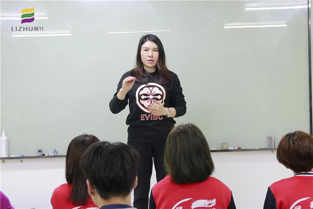 美發(fā)學校能學到技術嗎(技術學校能學到東西嗎)