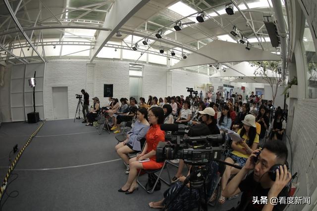 成都服裝設(shè)計學校哪個好(成都方興服裝設(shè)計學校好么)