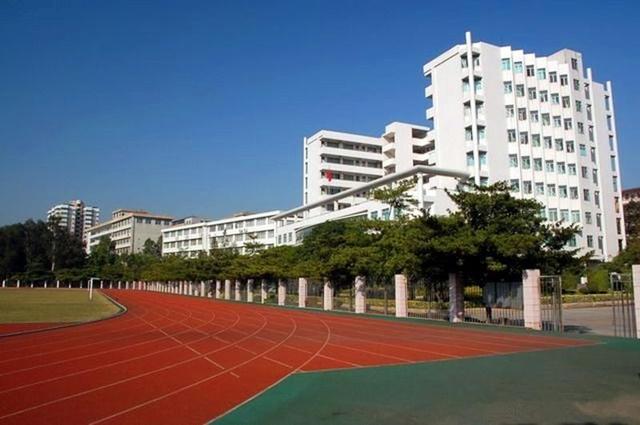 前十名職業(yè)技術學院(職業(yè)技術學院排名)