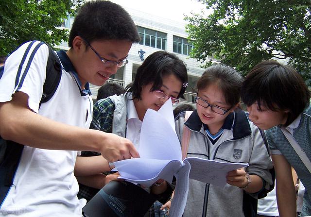 成都藝術(shù)職業(yè)大學(xué)學(xué)費(成都藝術(shù)職業(yè)大學(xué)專升本)圖3