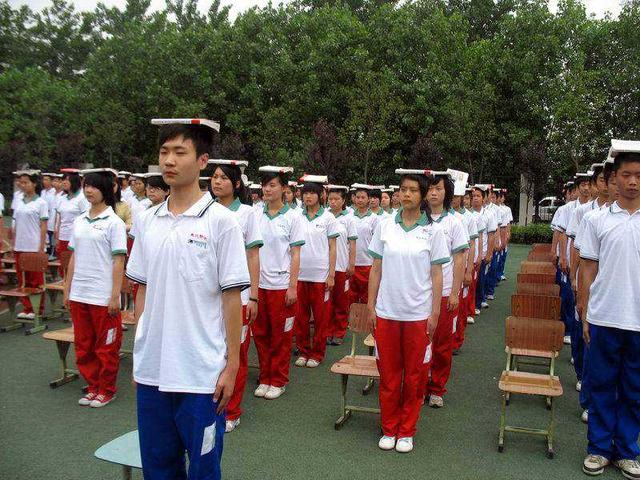 成都禮儀職業(yè)技術中學(成都禮儀職業(yè)技術中學招生電話)