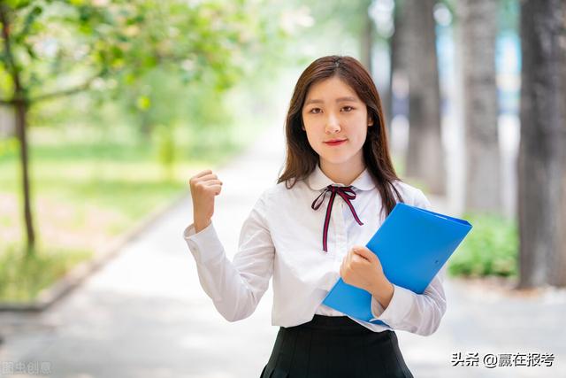 適合女生的職業(yè)學校有哪些專業(yè)(女生適合學什么職業(yè)學校)