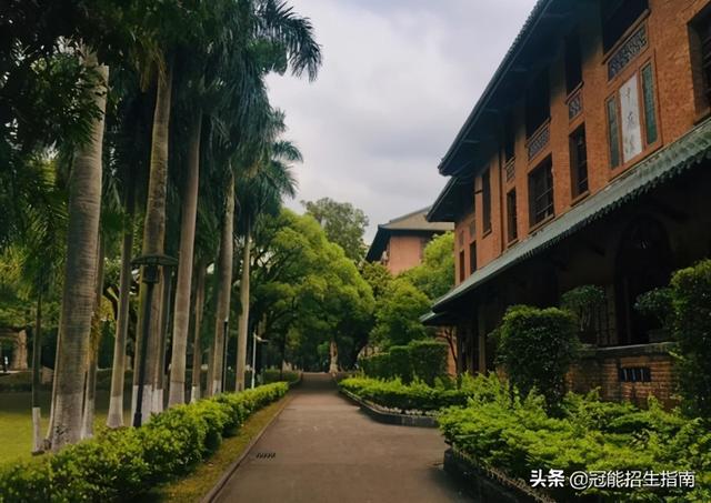 成都護理職業(yè)學院最低分數(shù)線(泰山護理職業(yè)學院春季高考最低分數(shù)線)