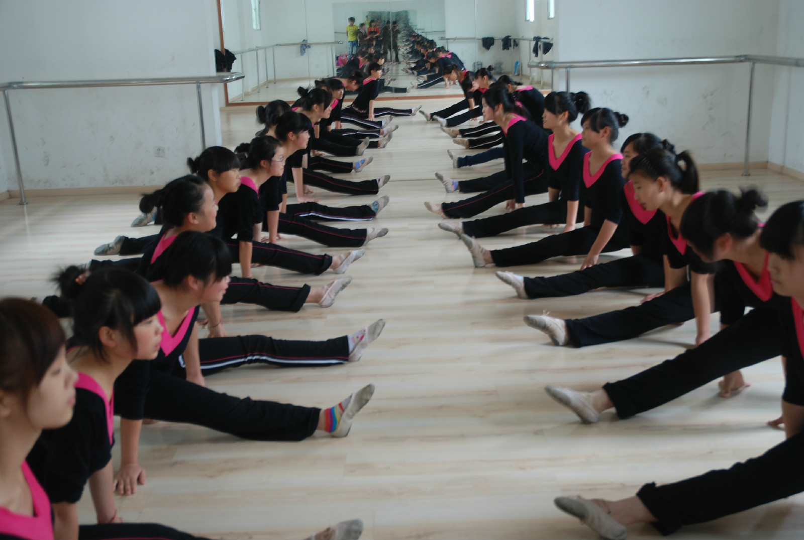 成都大學(xué)學(xué)前教育專業(yè)(成都大學(xué)學(xué)前教育專業(yè)?？其浫》?jǐn)?shù)線)