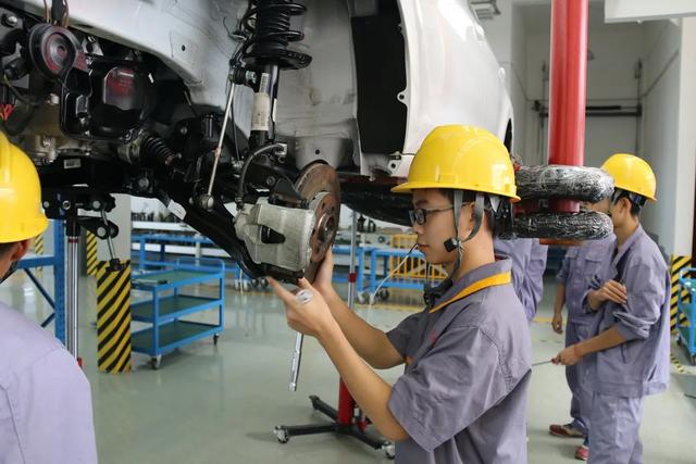 成都職業(yè)技術(shù)學(xué)院是本科嗎(成都工業(yè)職業(yè)技術(shù)學(xué)院是本科還是專(zhuān)科)