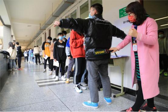 成都職業(yè)技術學院有幾個校區(qū)(成都職業(yè)技術學院校區(qū)分布)