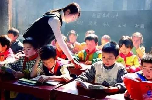 初中生畢業(yè)可以上什么學(xué)校(初中生畢業(yè)禮物送什么好)圖3