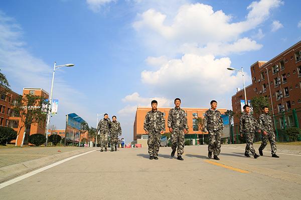 成都市機械高級技工學校學費(成都市機械高級技工學校是公立還是私立)