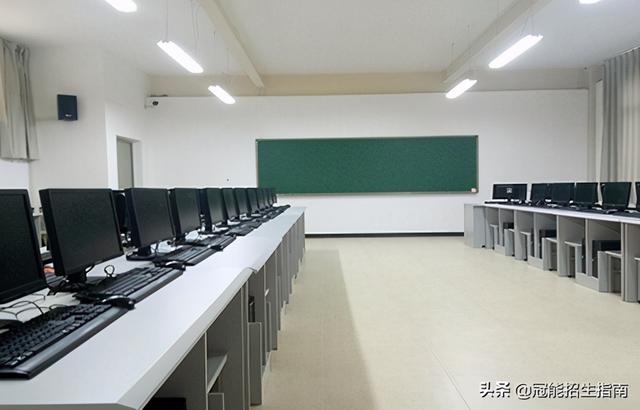 成都信息技術(shù)學校(成都信息技術(shù)學校怎么樣)
